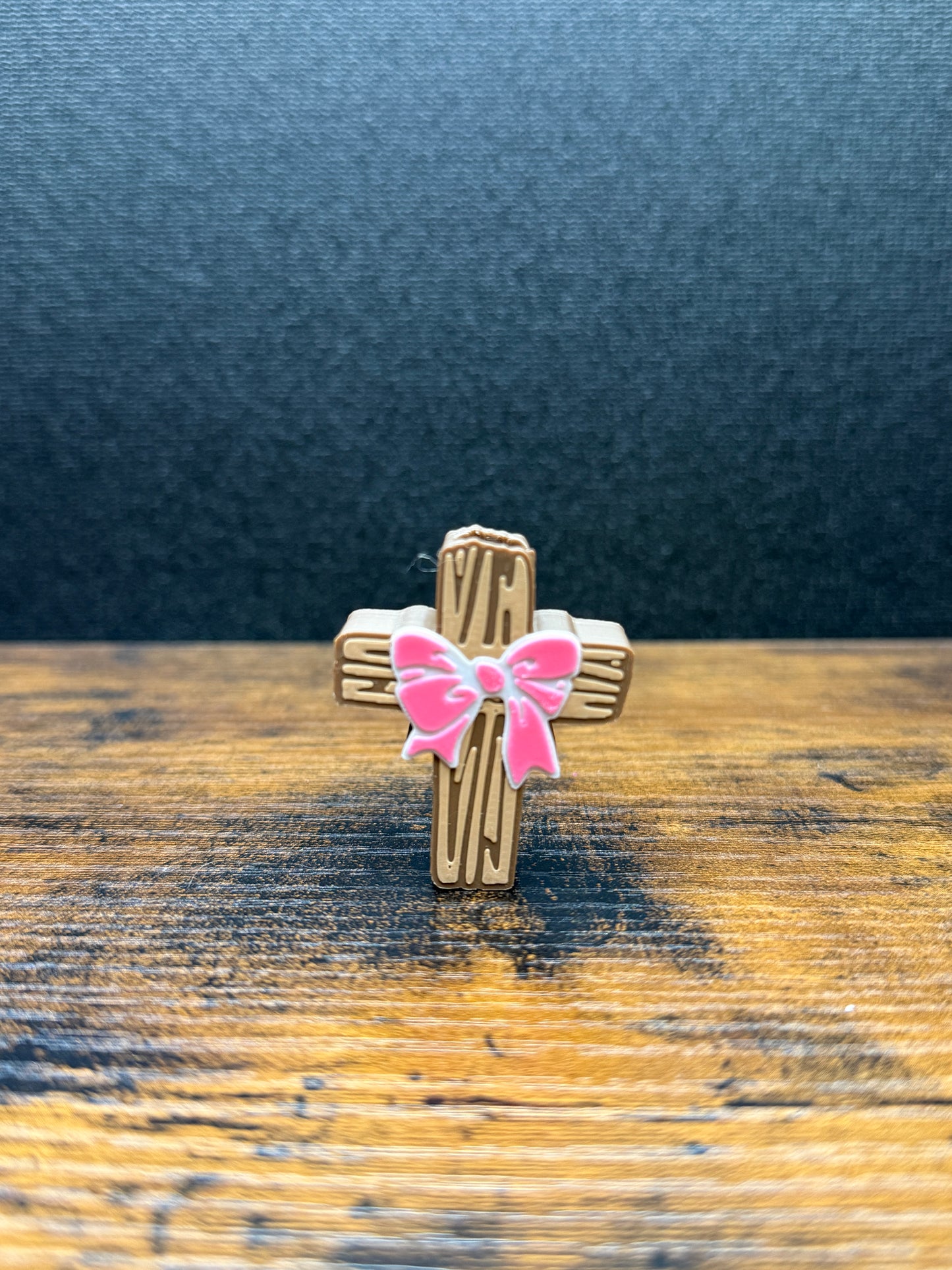 Cross v2 topper