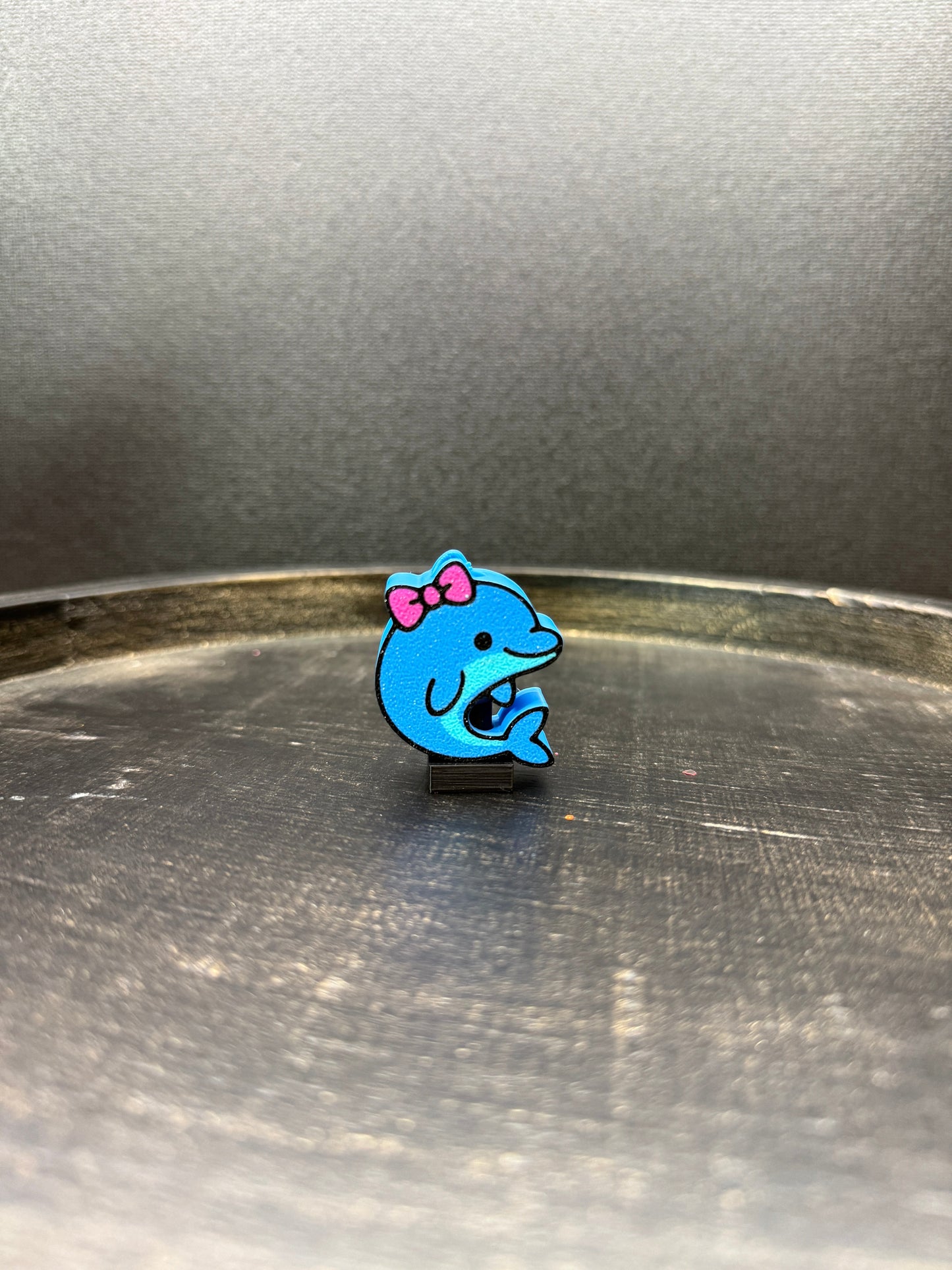 Dolphin Topper