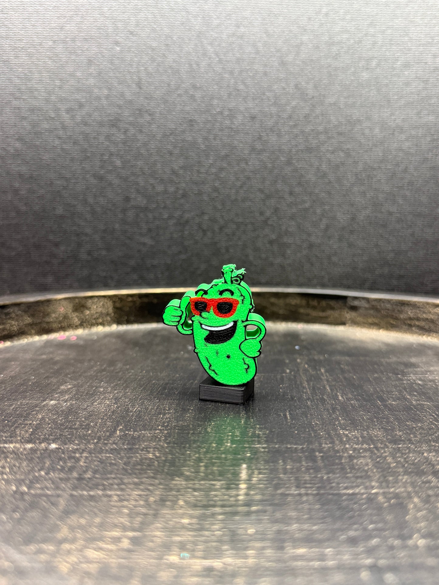 Cool Pickel Topper