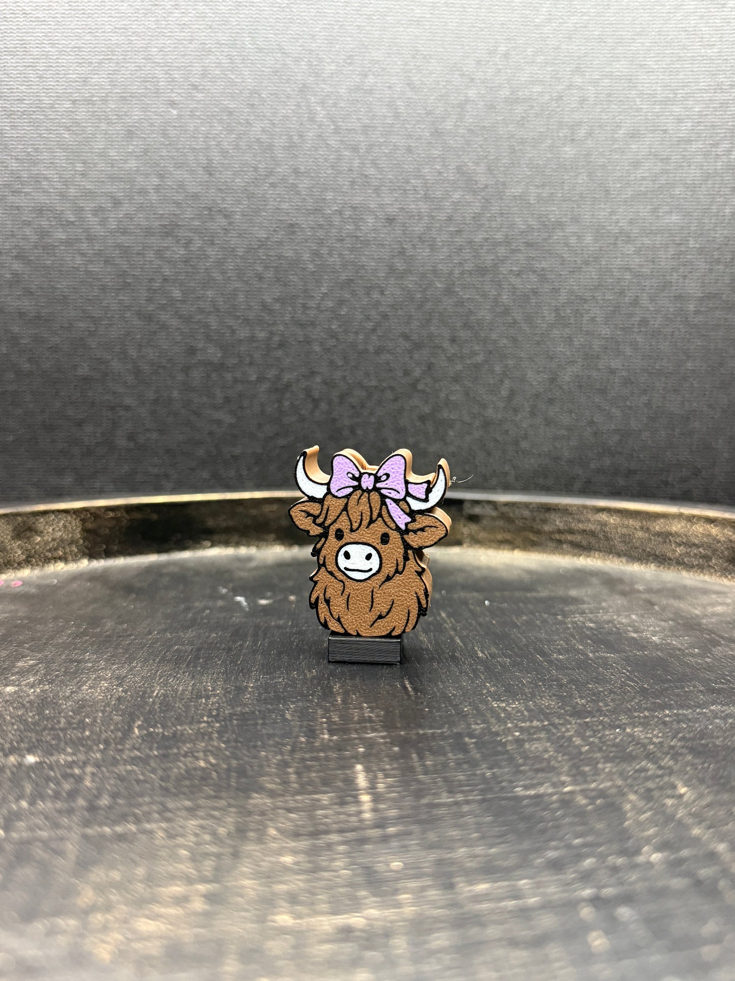 Highland Cow with Bow Topper
