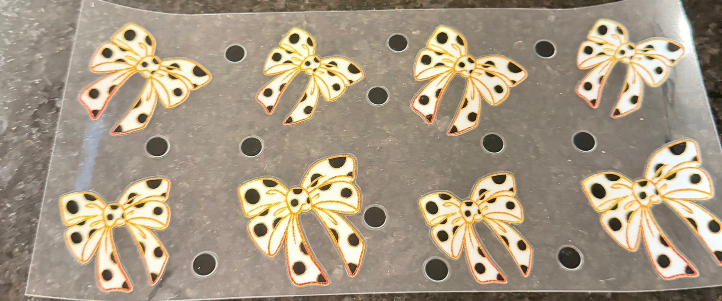 Polka dot bows