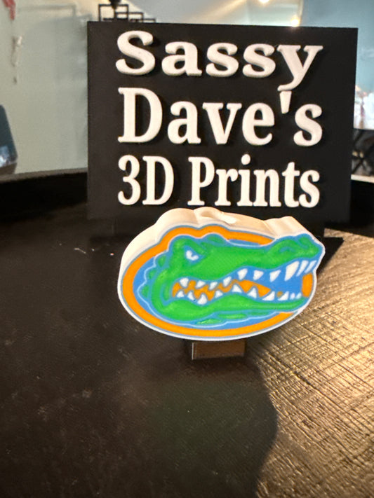Gator straw topper