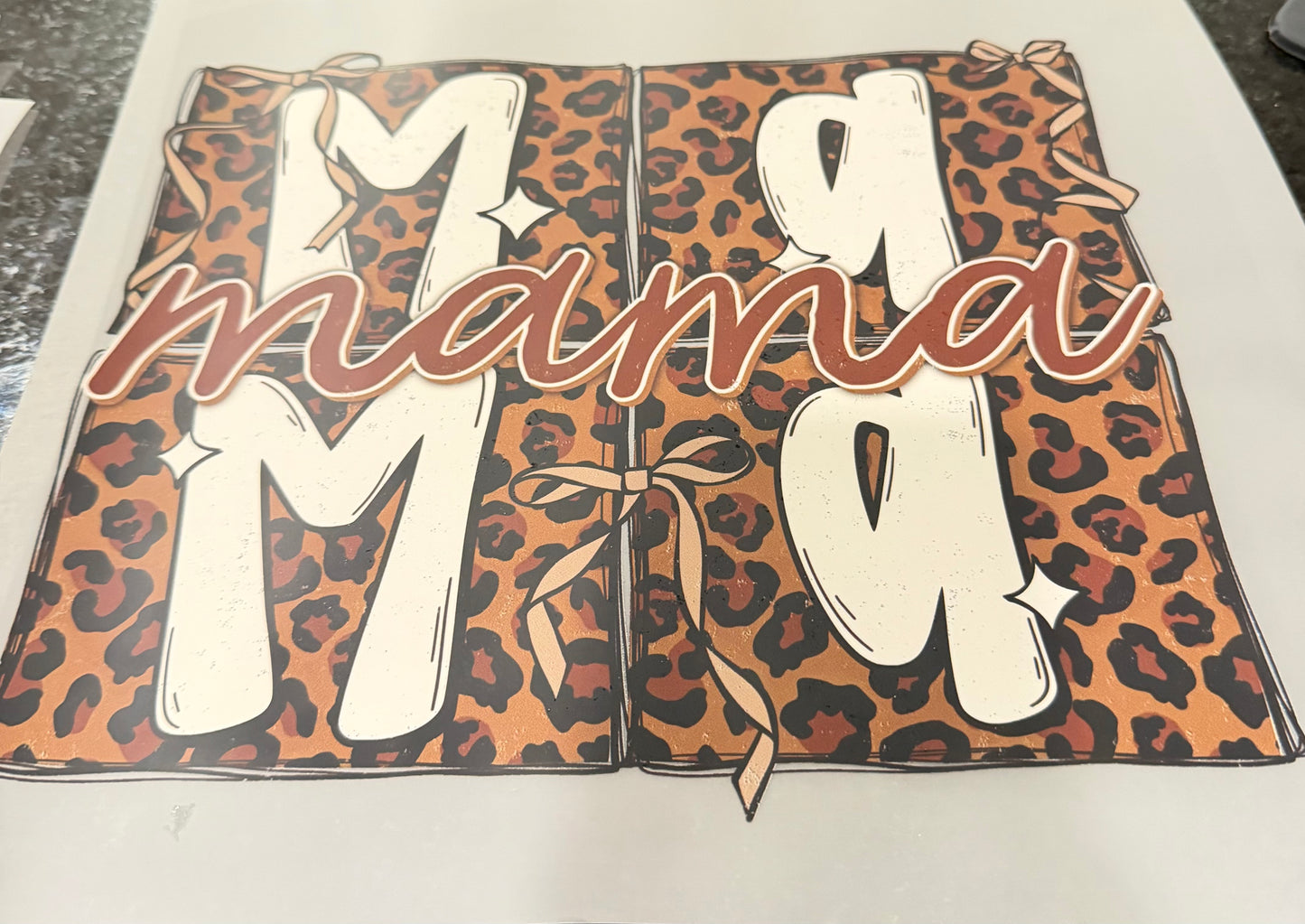 Mama leopard