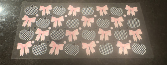 Pumpkins & pink bows