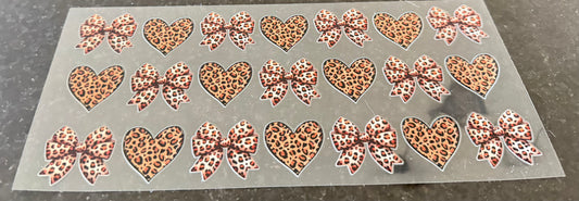Cheetah bow and hearts
