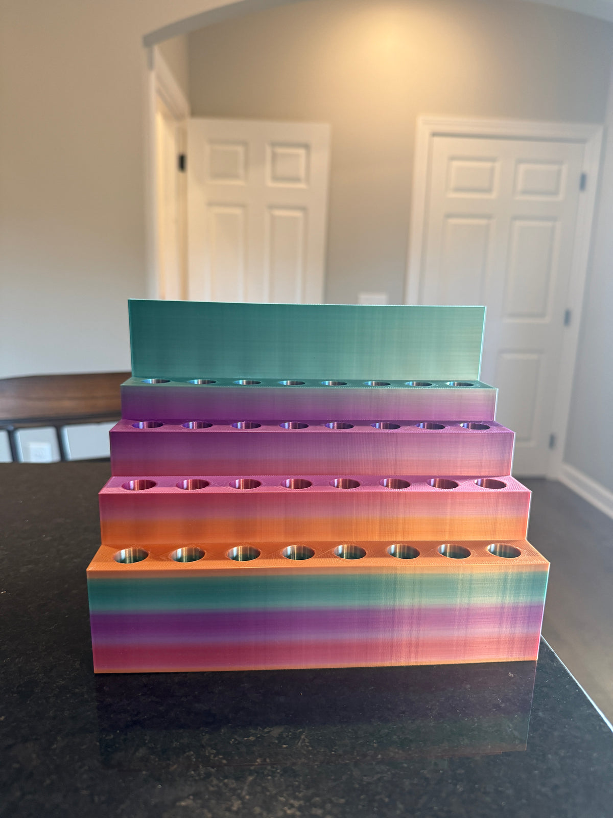 Rainbow pen holder