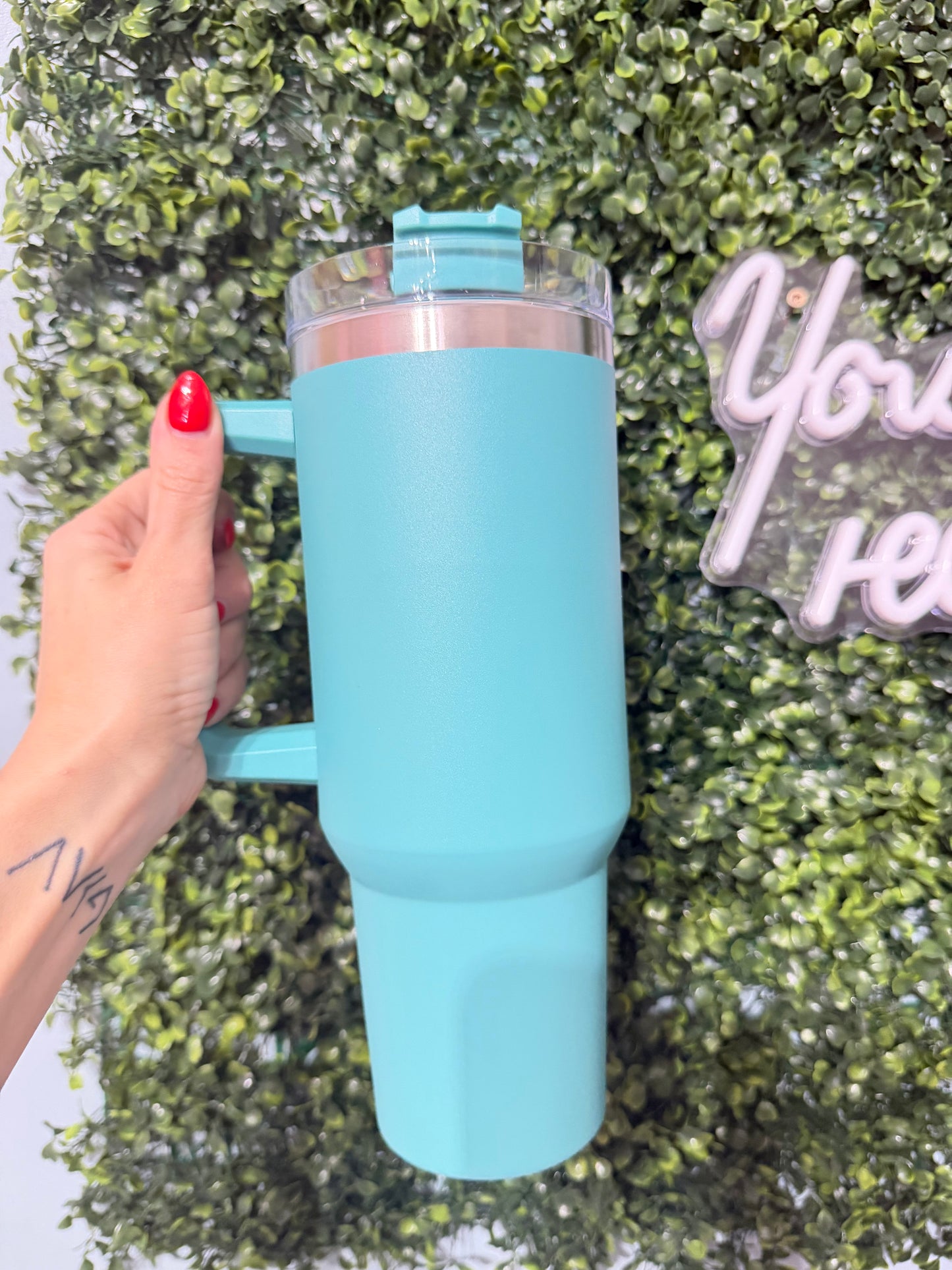 40oz tumbler (non slow globe)