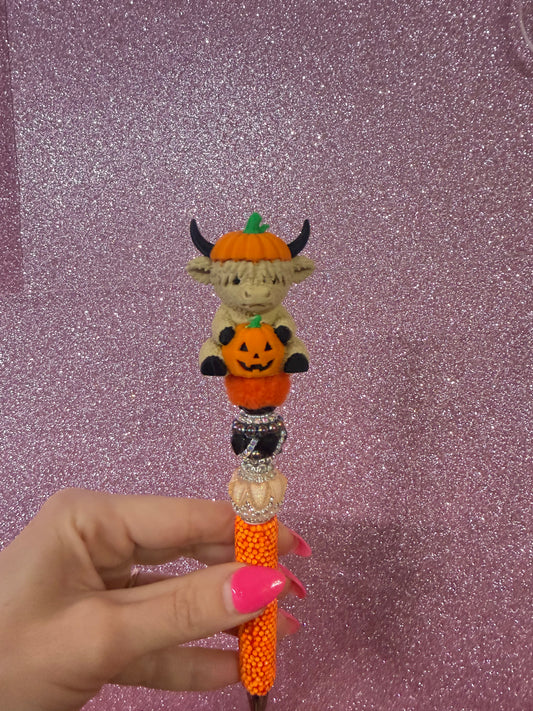 Pumpkin highland cow