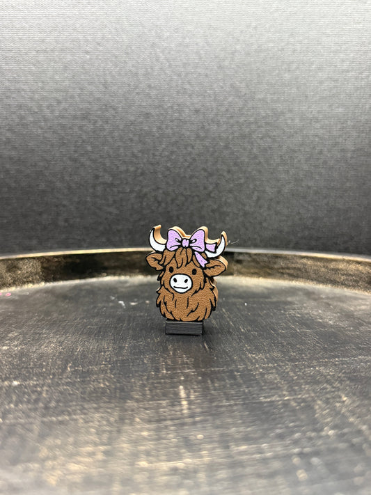 Highland Cow with Bow Topper